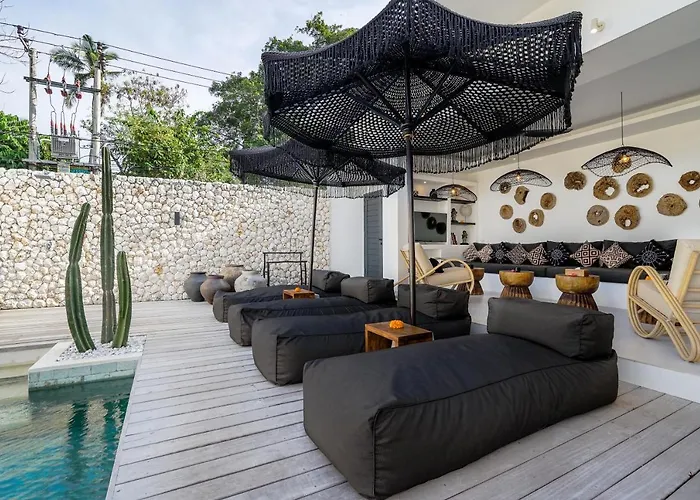 Villa Laut, Sumptuous 4Br Luxury Villa Within Walking Distance To Seseh Beach Canggu 